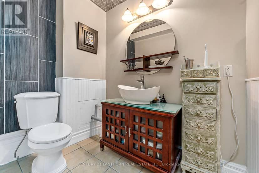 393 Front Street — photo 16 of 30