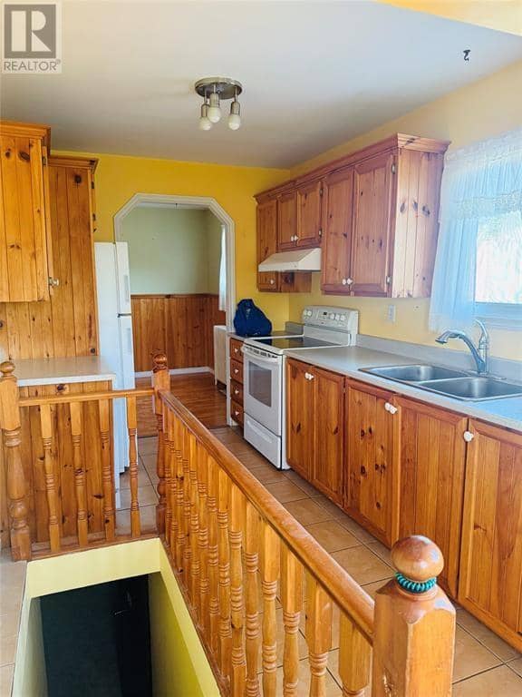 1135 Main Road — photo 4 of 21