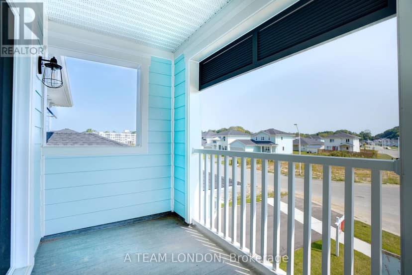 93 The Promenade — photo 11 of 15
