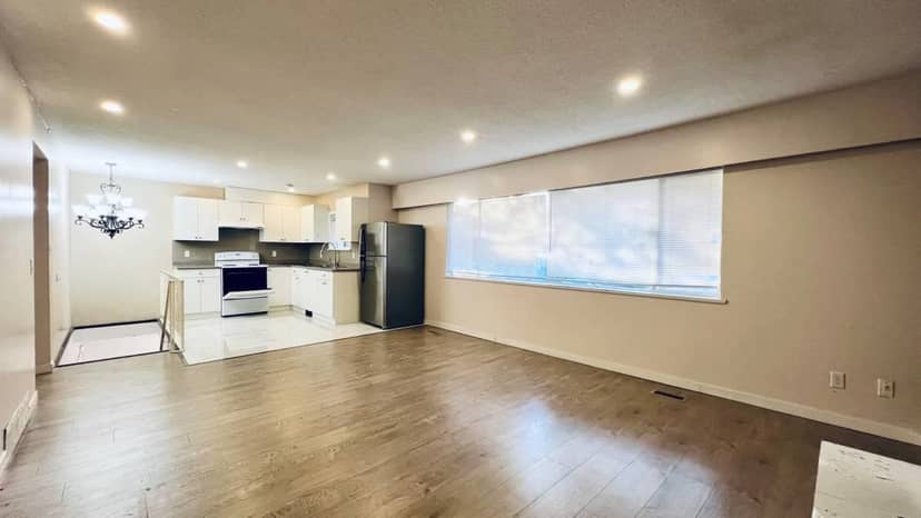 9716 156 STREET, Surrey, photo 5