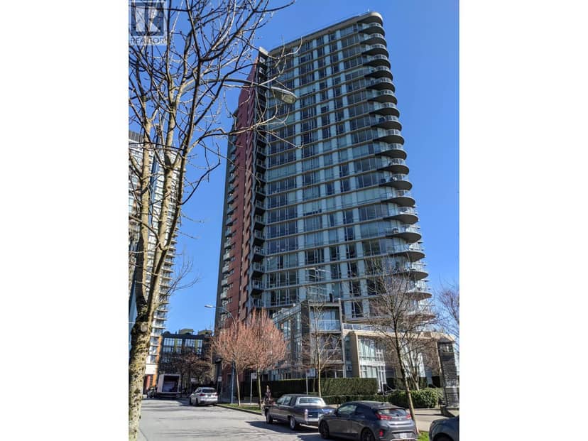 2305 918 COOPERAGE WAY, Vancouver