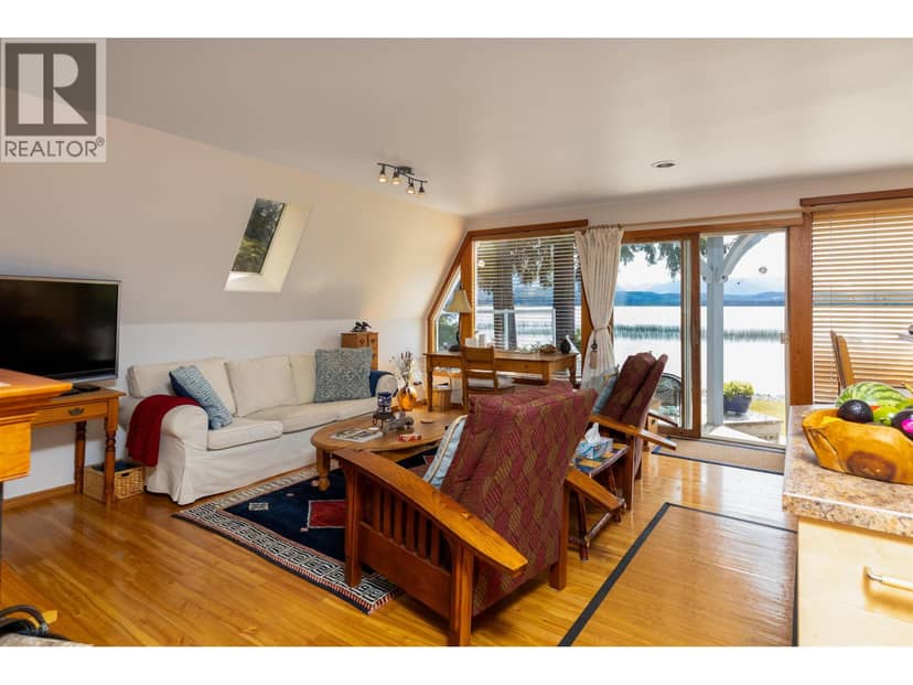 4685 LAKESIDE DRIVE, Terrace, photo 2