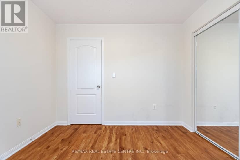 454 Collis Court — photo 24 of 32