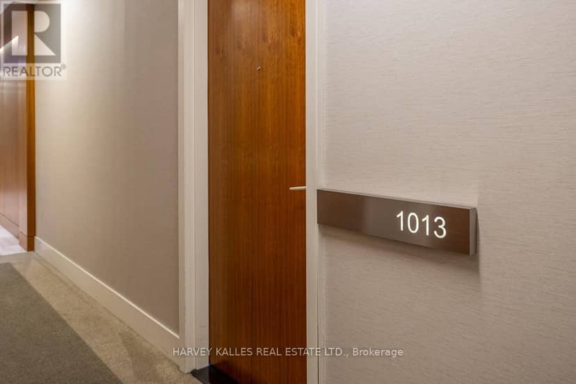 1013 - 111 St Clair Avenue W, Toronto, photo 3