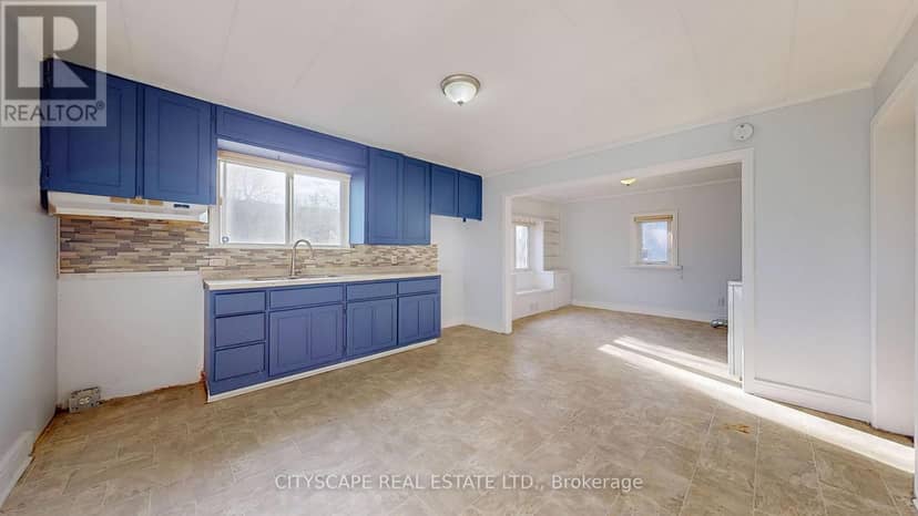 39 Woodward Avenue — photo 10 of 40