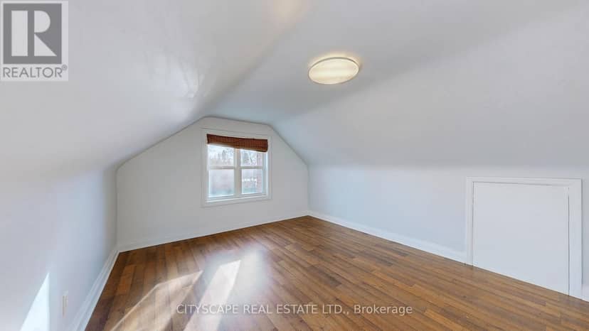 39 Woodward Avenue — photo 21 of 40