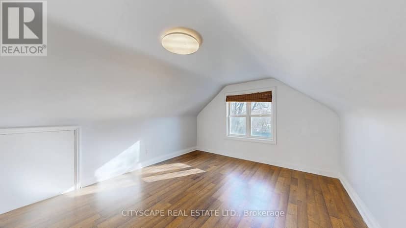 39 Woodward Avenue — photo 23 of 40