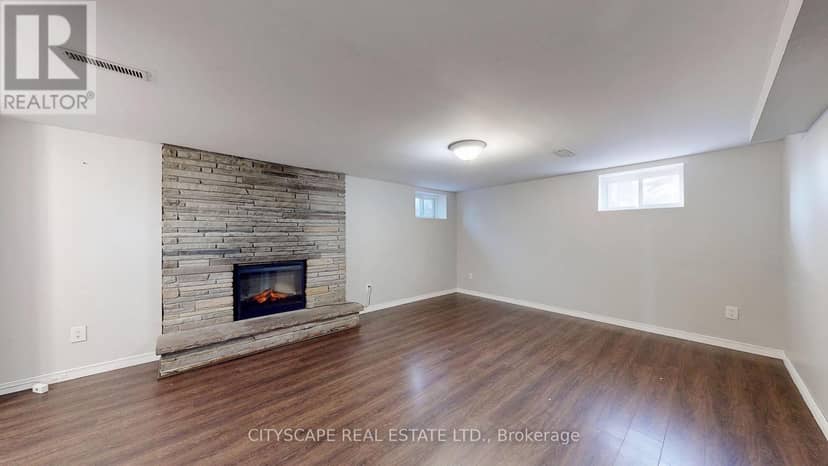 39 Woodward Avenue — photo 31 of 40