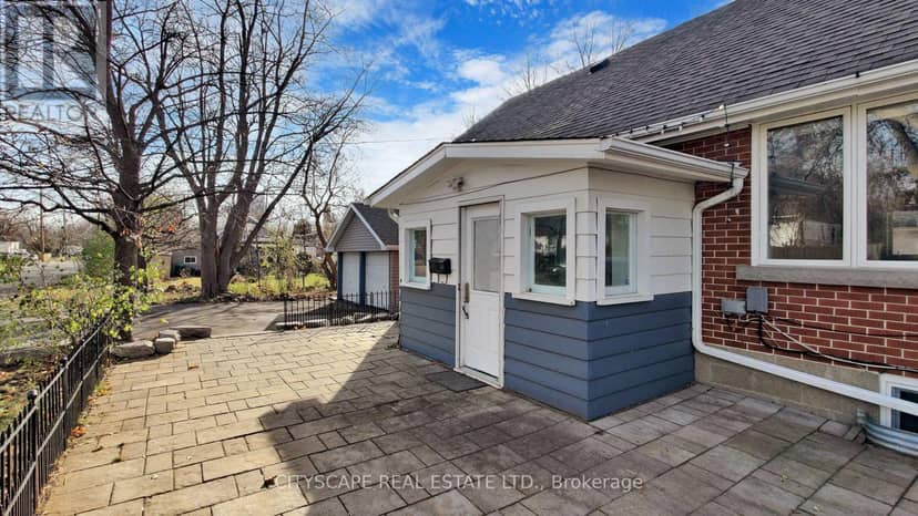 39 Woodward Avenue — photo 4 of 40