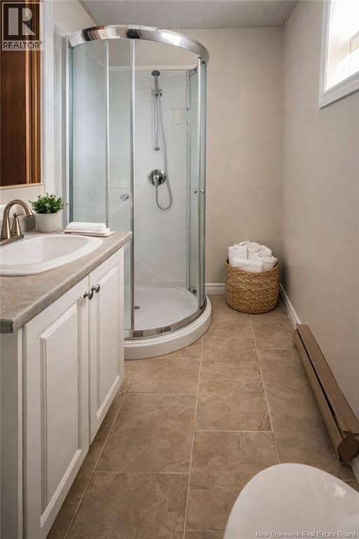 460 Saulnier Street — photo 11 of 14