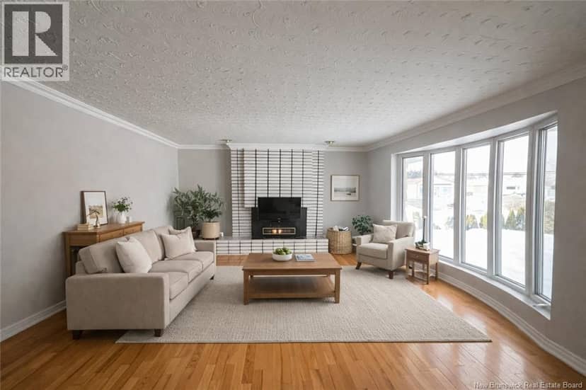 460 Saulnier Street — photo 5 of 14