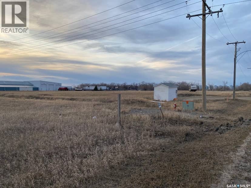 120 N Service ROAD W, Moose Jaw, photo 4