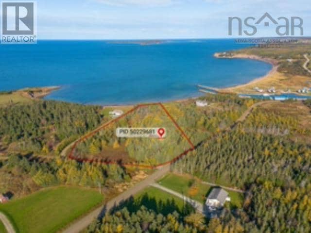 Lower Shore Road — photo 1 of 25