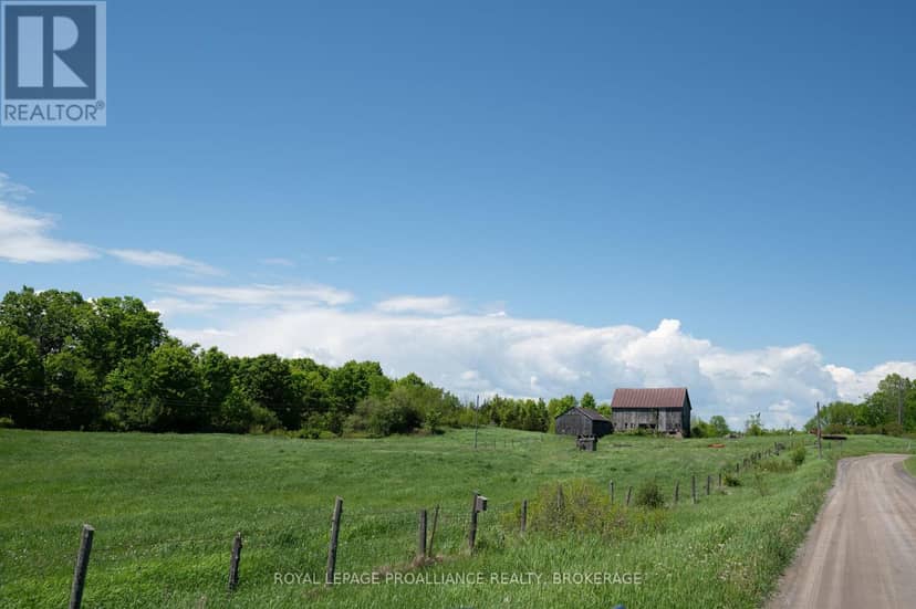 1122 Gananoque Lake Road, Front of Leeds & Seeleys Bay, photo 7