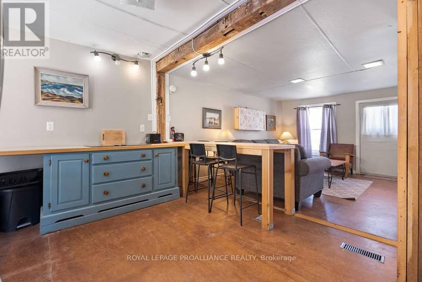 25 Thomas Street — photo 10 of 31