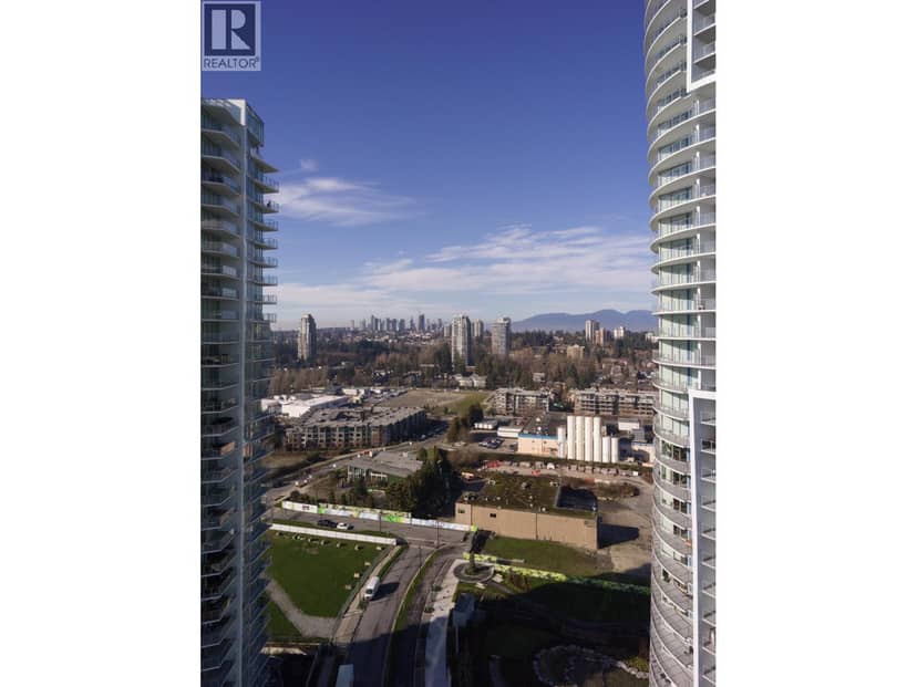 2105 7769 PARK CRESCENT, Burnaby