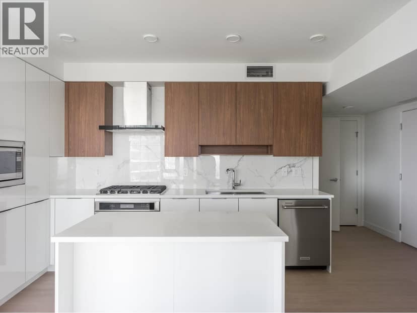 2105 7769 PARK CRESCENT, Burnaby, photo 8