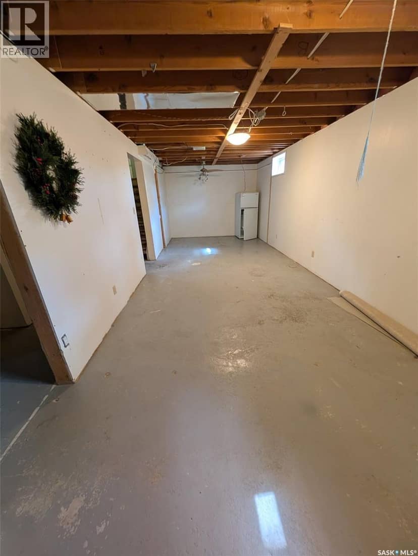 617 Peterson AVENUE, Radville, photo 3