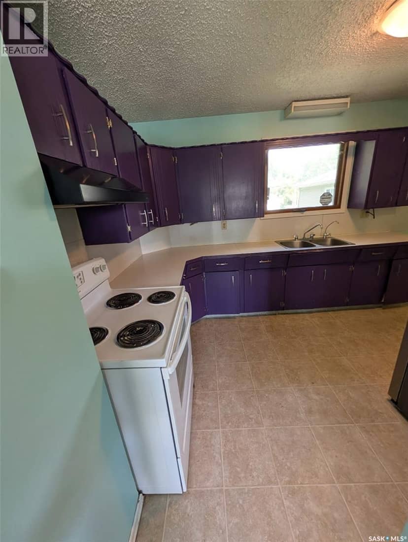 617 Peterson AVENUE, Radville, photo 6