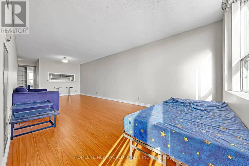 712 - 1665 Pickering Parkway — photo 15 of 40