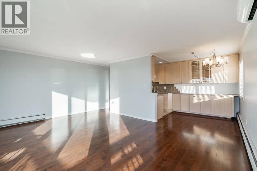 318 3080 LONSDALE AVENUE, North Vancouver, photo 5