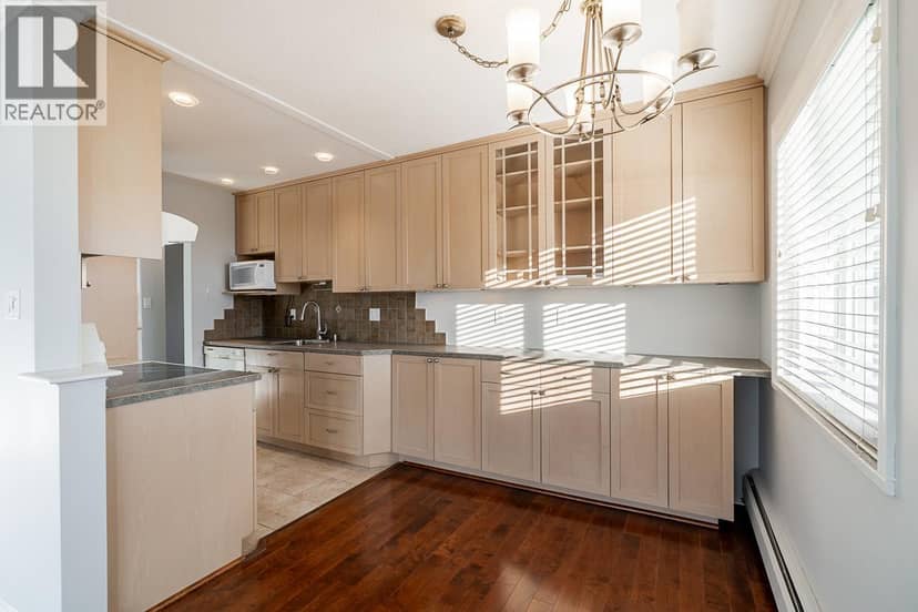 318 3080 LONSDALE AVENUE, North Vancouver, photo 7