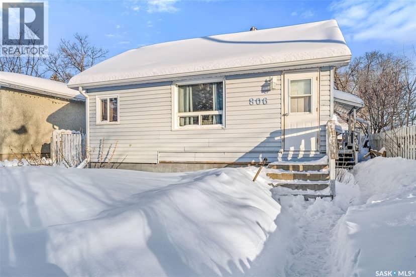 806 12th STREET W, Prince Albert, photo 2