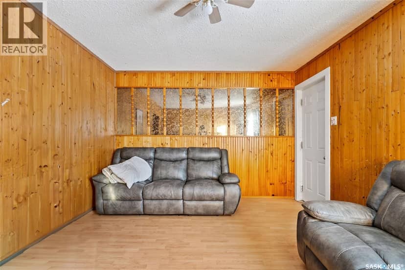 806 12th STREET W, Prince Albert, photo 4