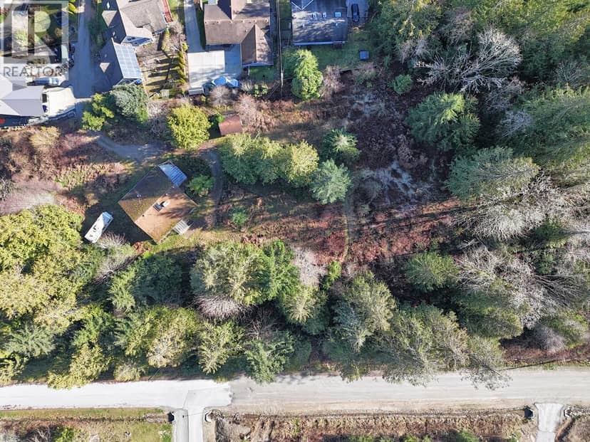 6377 N GALE AVENUE, Sechelt, photo 3