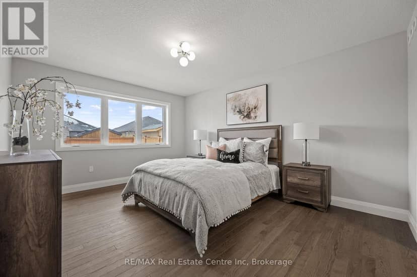 186 Bridge Crescent — photo 6 of 12