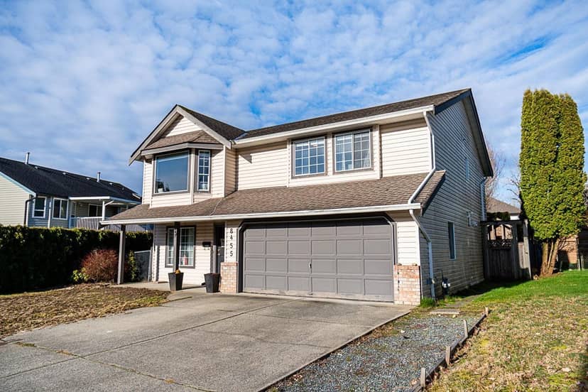 8455 CADE BARR STREET, Mission