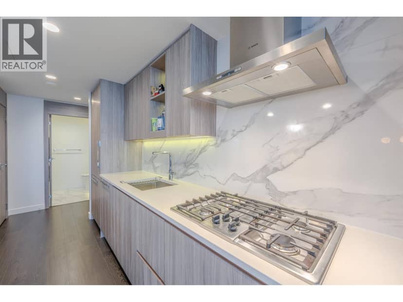 1602 4890 LOUGHEED HIGHWAY, Burnaby, photo 6