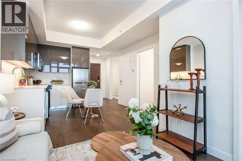 60 FREDERICK Street Unit# 3913 — photo 15 of 40