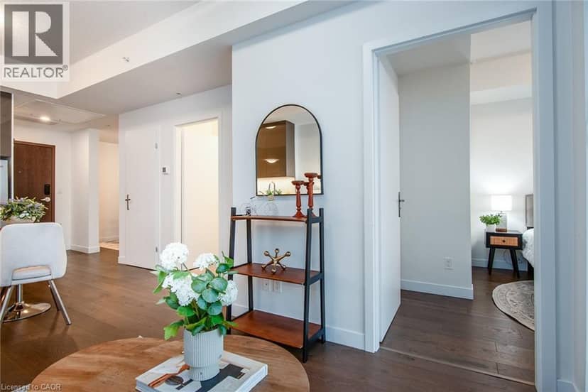 60 FREDERICK Street Unit# 3913 — photo 16 of 40