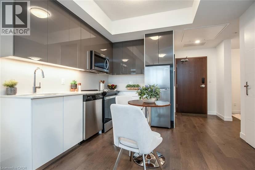 60 FREDERICK Street Unit# 3913 — photo 18 of 40
