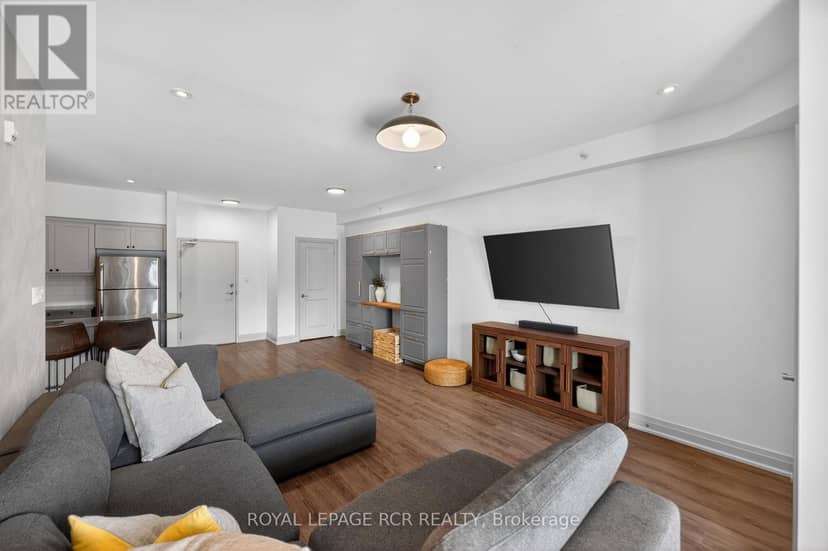 105 - 5 Greenwich Street — photo 17 of 29