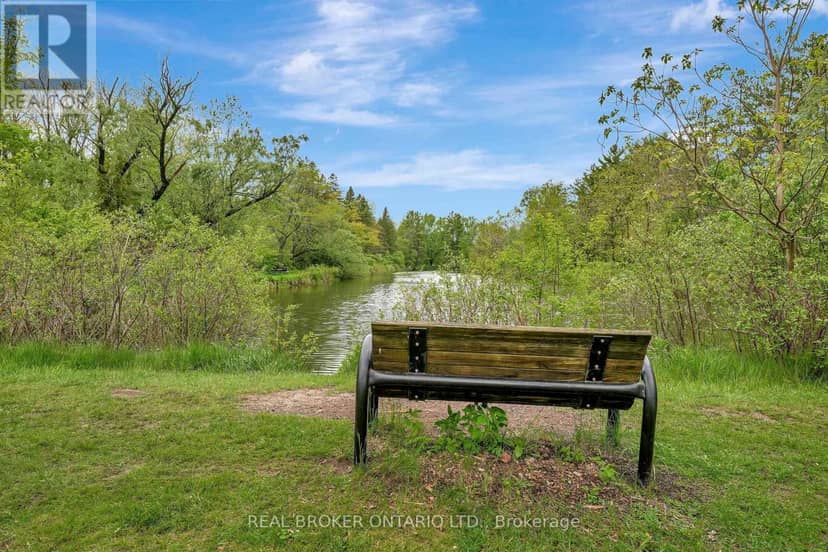 B - 729 Mount Pleasant Road — photo 15 of 18