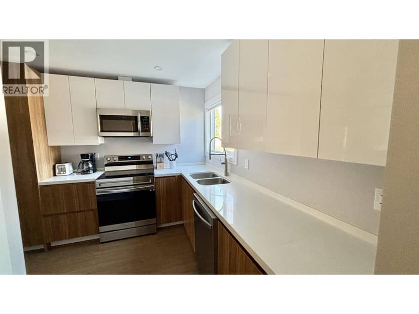 9 1425 NALABILA BOULEVARD, Kitimat, photo 3