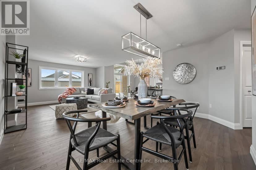 190 Bridge Crescent — photo 4 of 24