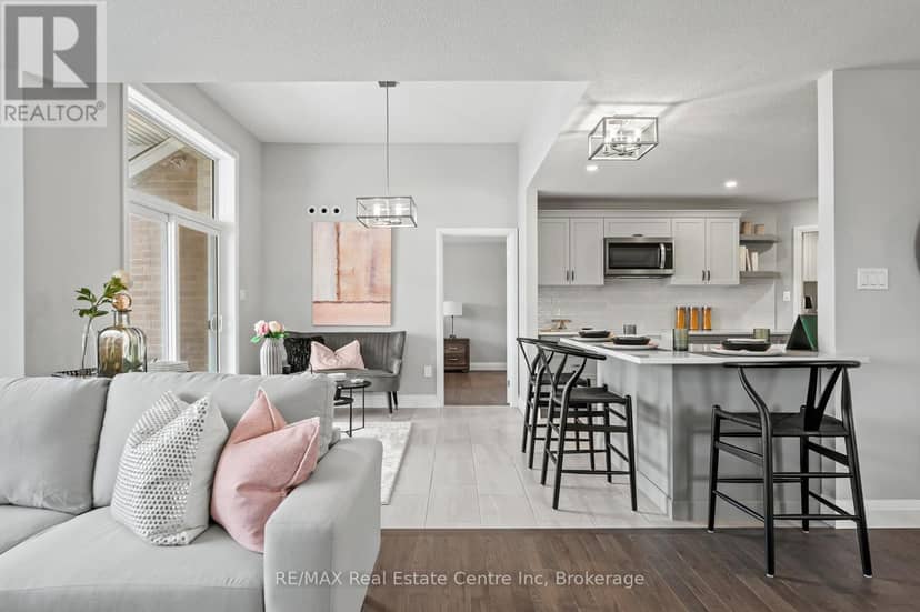 190 Bridge Crescent — photo 9 of 24