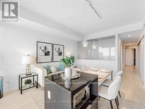 4211 - 197 Yonge Street — photo 12 of 23