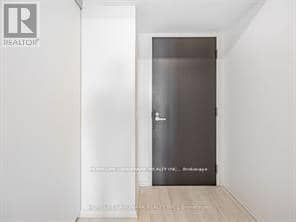 4211 - 197 Yonge Street — photo 2 of 23