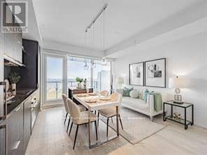 4211 - 197 Yonge Street — photo 7 of 23