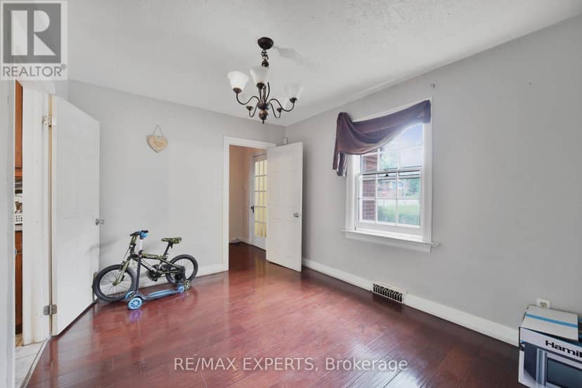 6198 Delaware Street — photo 9 of 38