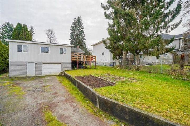 12679 97A AVENUE, Surrey, photo 2