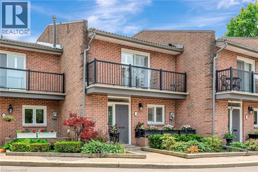 2136 OLD LAKESHORE Road Unit# 3 — photo 2 of 40