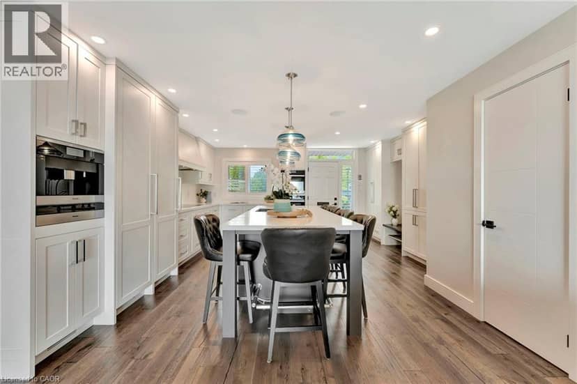 2136 OLD LAKESHORE Road Unit# 3 — photo 7 of 40
