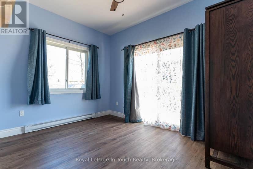26 Macey Bay Road — photo 18 of 24