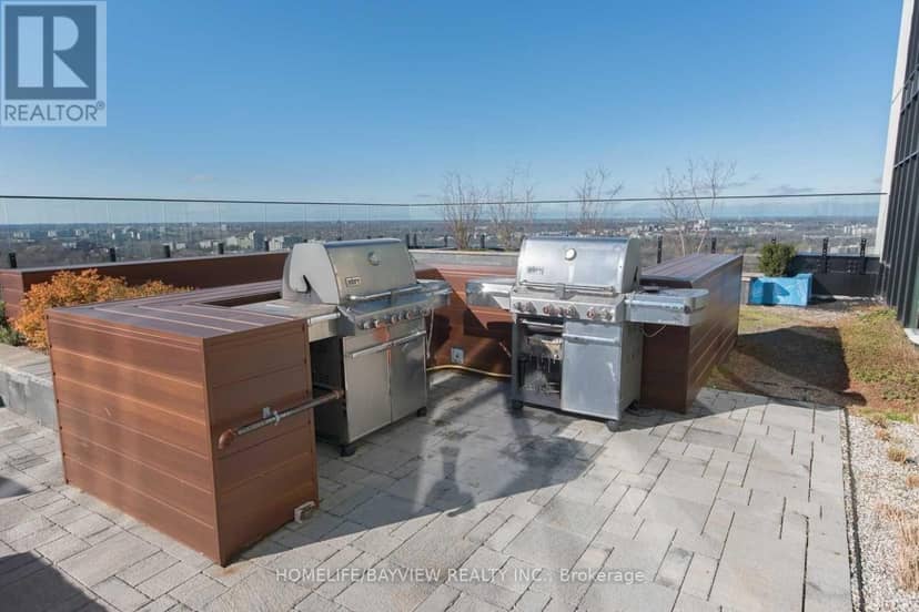 910 - 505 Talbot Street — photo 31 of 40