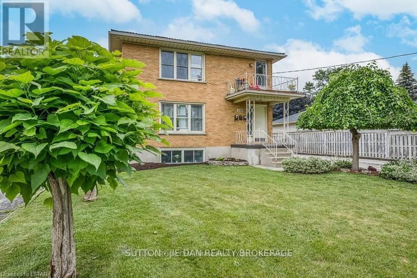 228 Burnside Drive — photo 2 of 16